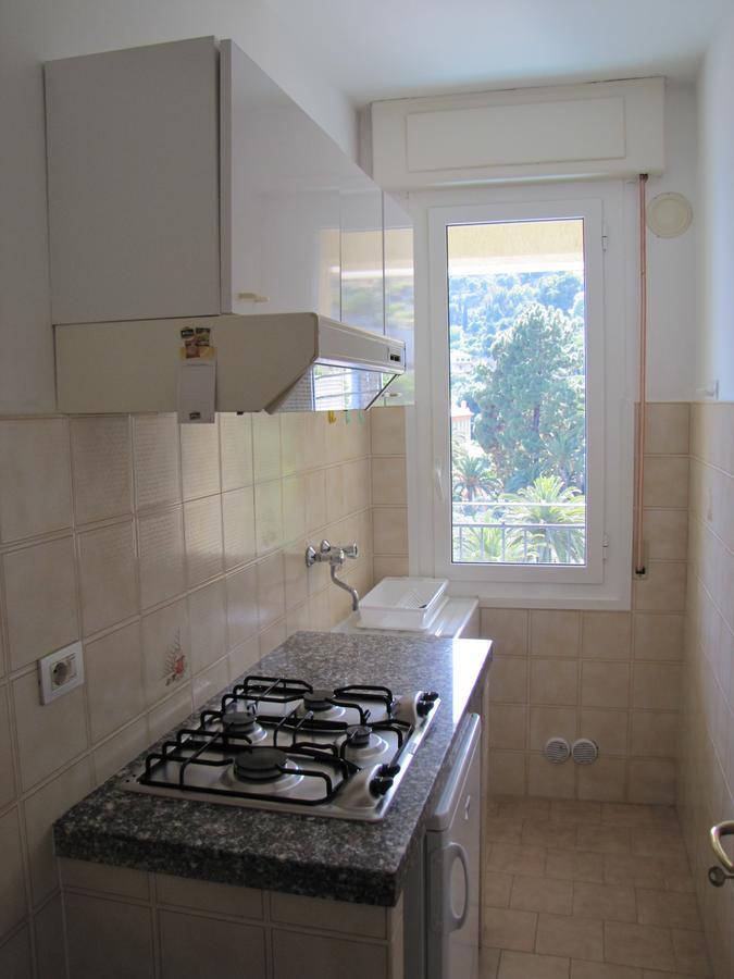 Holiday'S Beach Aparthotel Ventimiglia Buitenkant foto